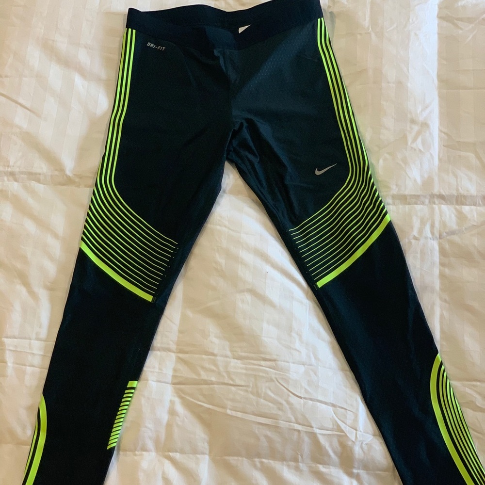 Nike leggings